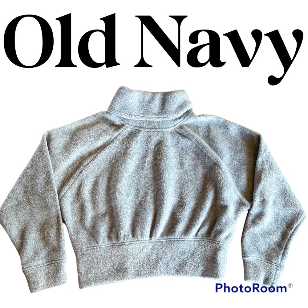 S (6-7) Old Navy fleece top